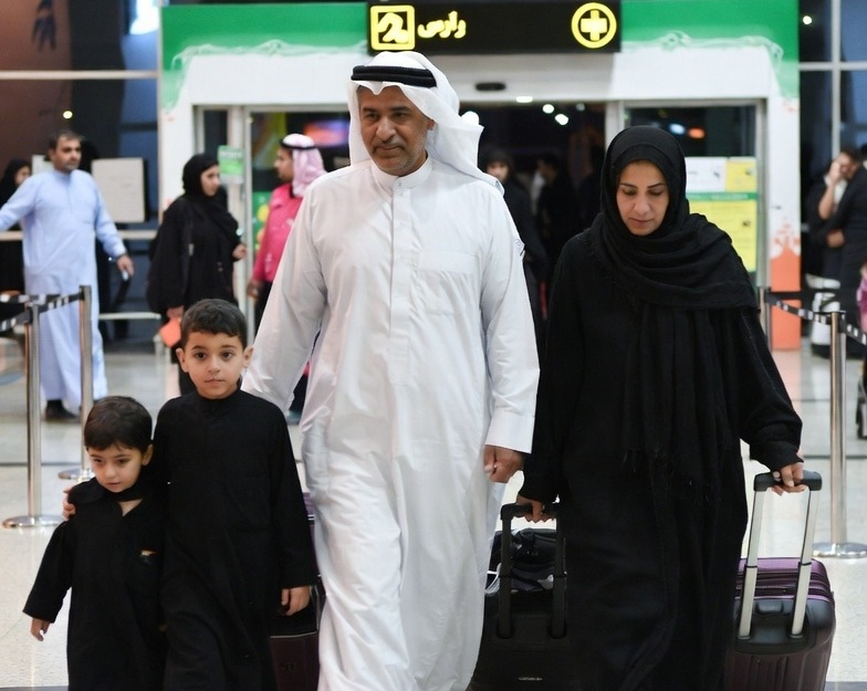 لماذا تُعد إيران الوجهة الأولى للعلاج في الشرق الأوسط؟ حقائق عن الطب المتطور والمستشفيات الفائقة